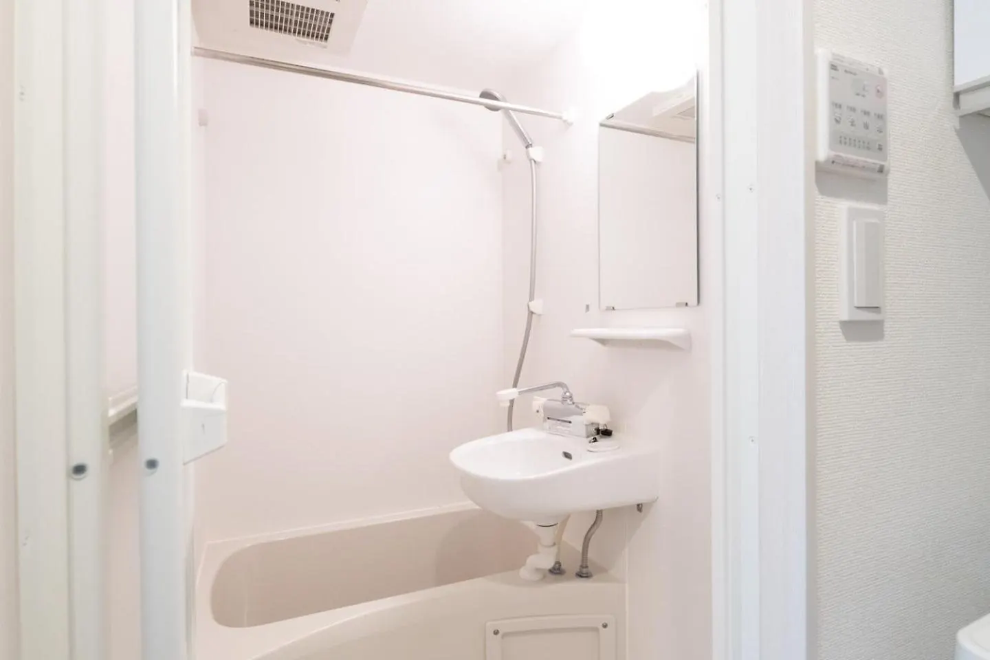 Azest-Rent Haneda 11 Токио